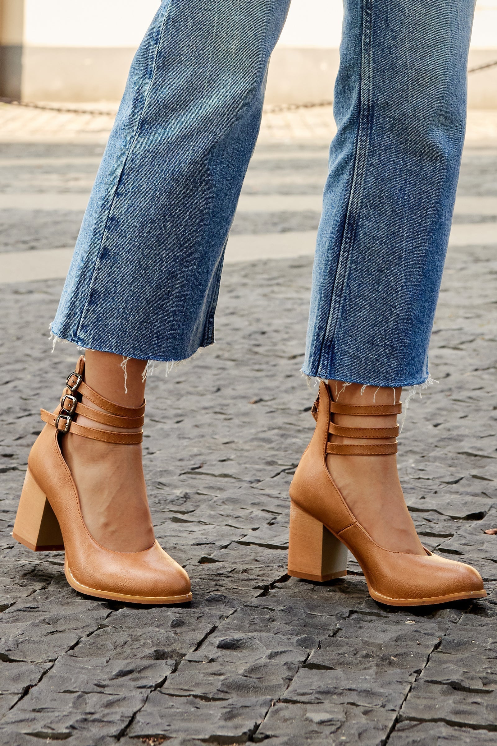 Lenoir™ | Sandales à Bride et Talon Épais