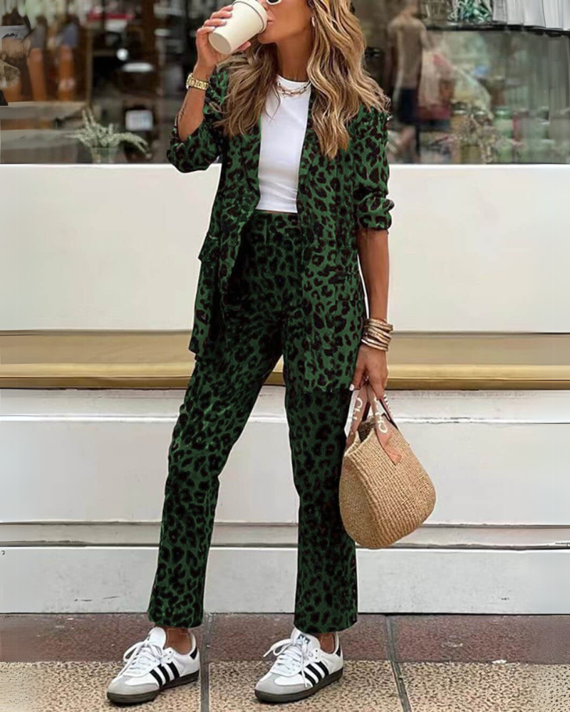 Lenoir™ | Ensemble robe et pantalon avec imprimé léopard