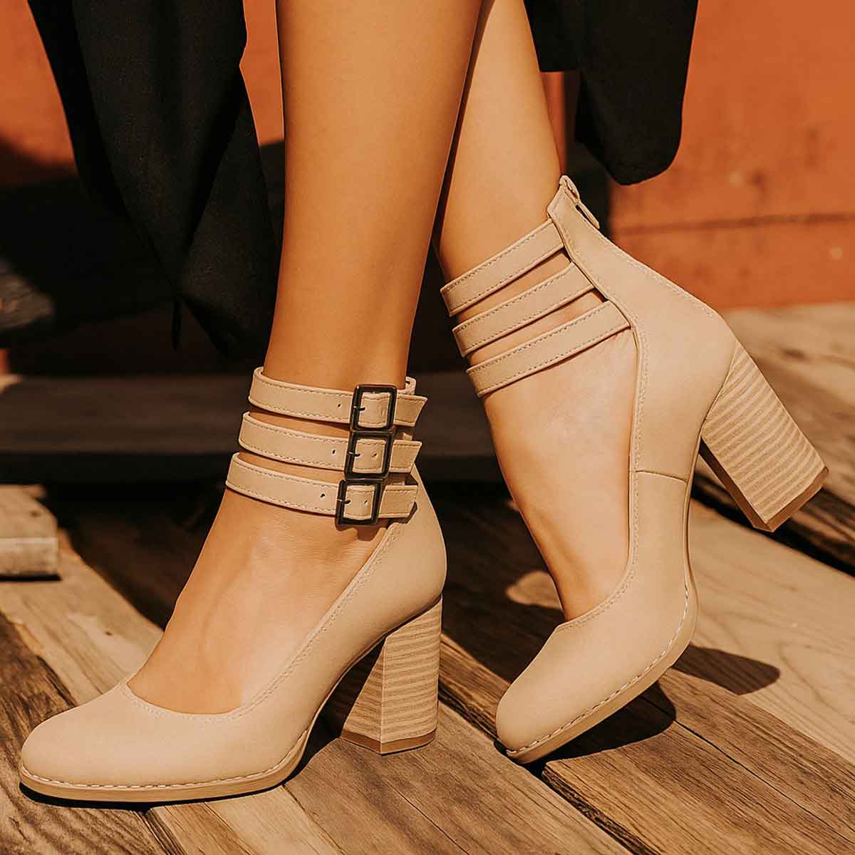 Lenoir™ | Escarpins avec Brides et Talon Épais